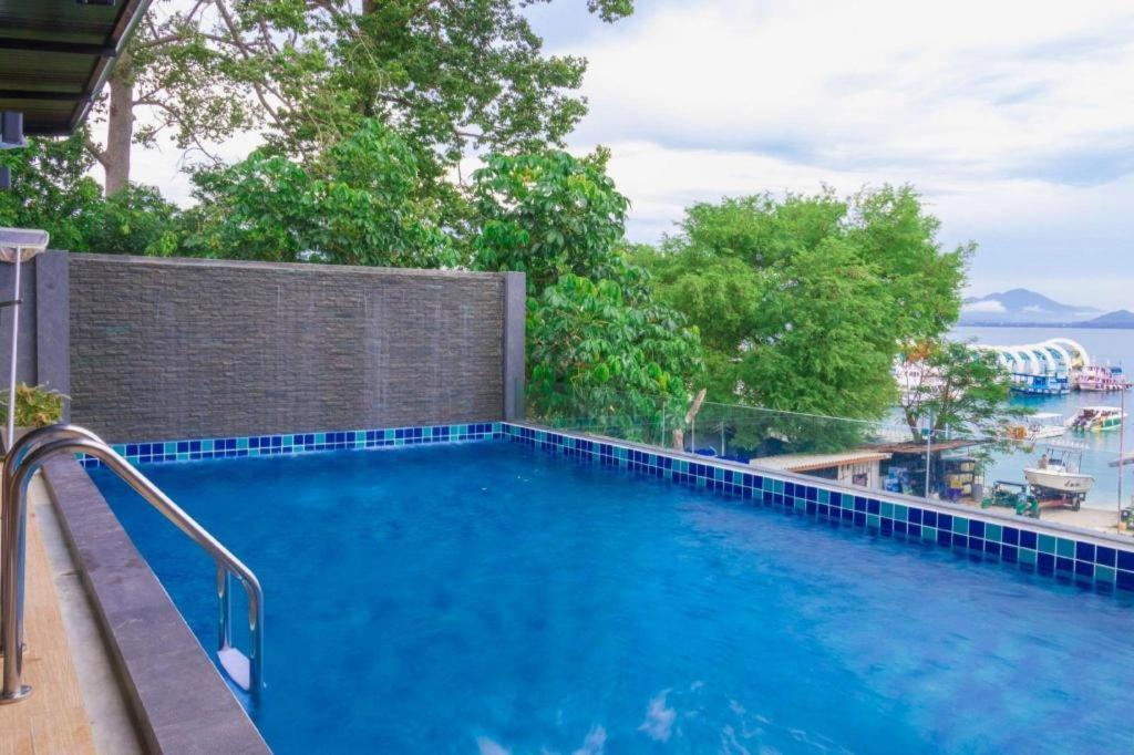 קו סאמט Rainbow Sky Hotel Samet מראה חיצוני תמונה